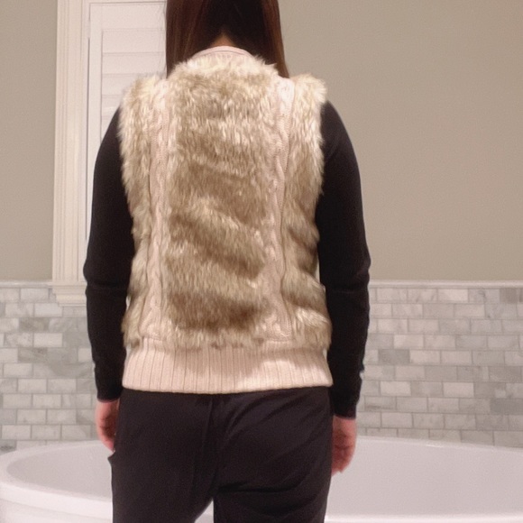 Vest - Picture 5 of 5